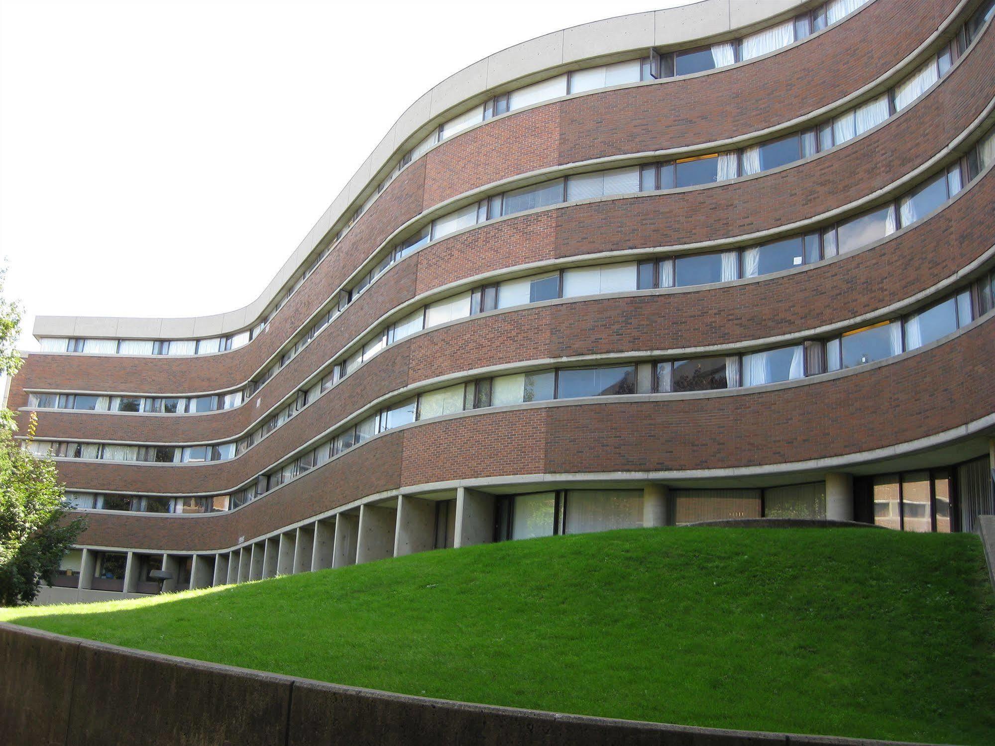 University Of Toronto - New College Residence - Wilson Hall Residence Εξωτερικό φωτογραφία